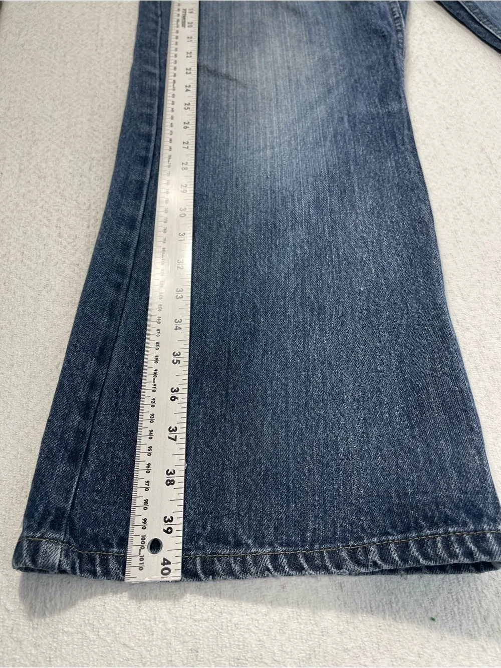 Urban Pipeline Men’s Bootcut Jeans Loose Fit (M)Wash Blue Denim Distressed.#0532